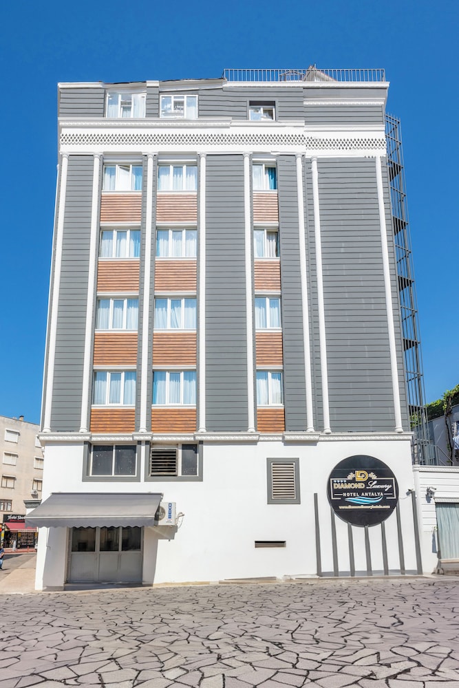 Diamond luxury Hotel 2/37