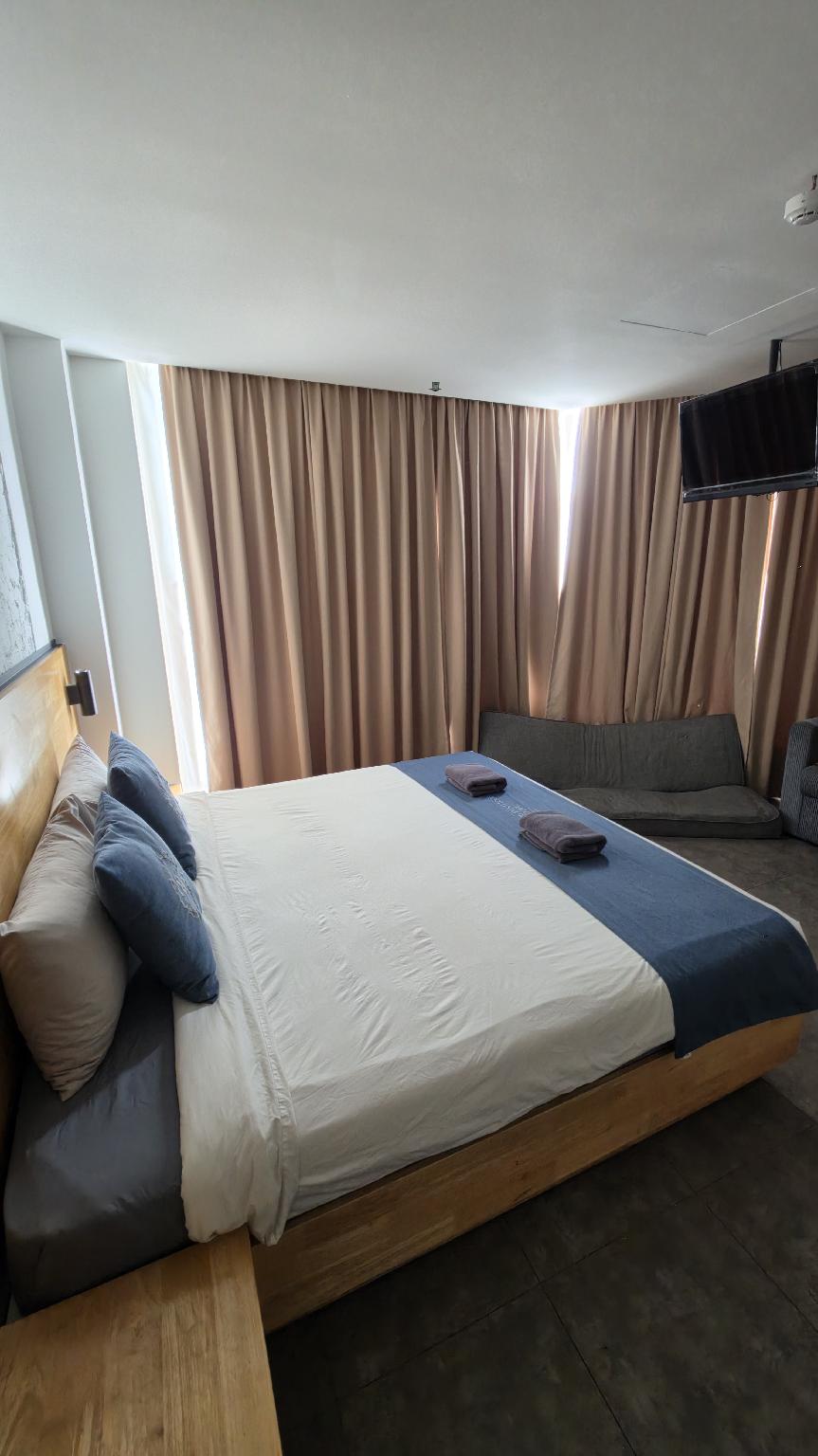 96 Boutique Hotel 27/38