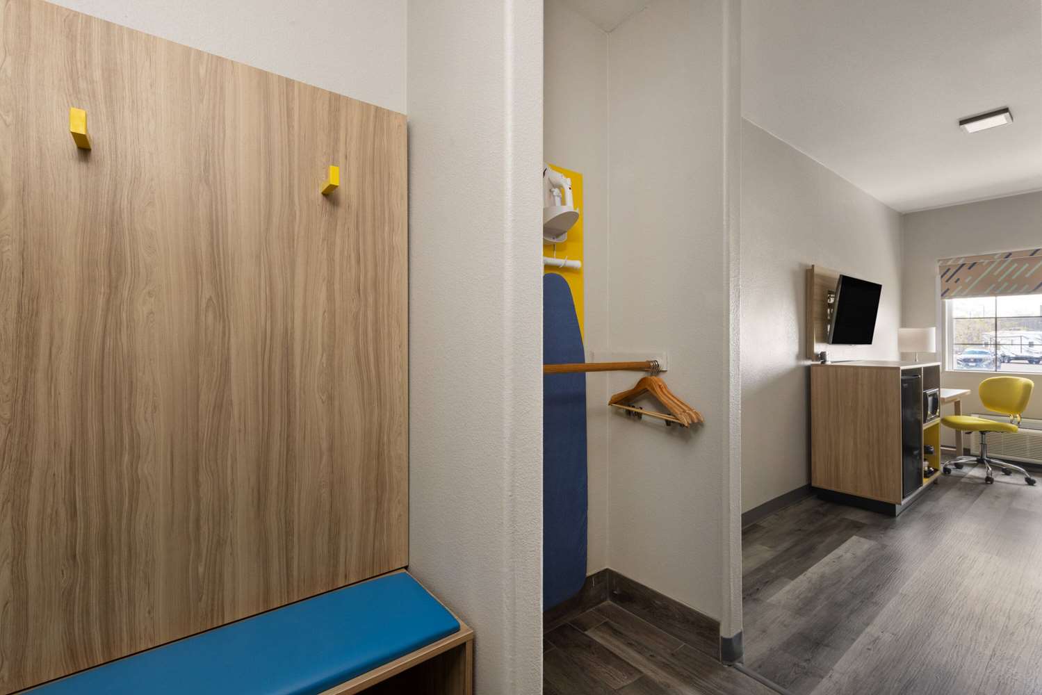 Days Inn & Suites by Wyndham Tucson/Marana 25/39
