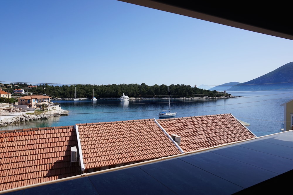 Faros Suites - Adults Only 20/50