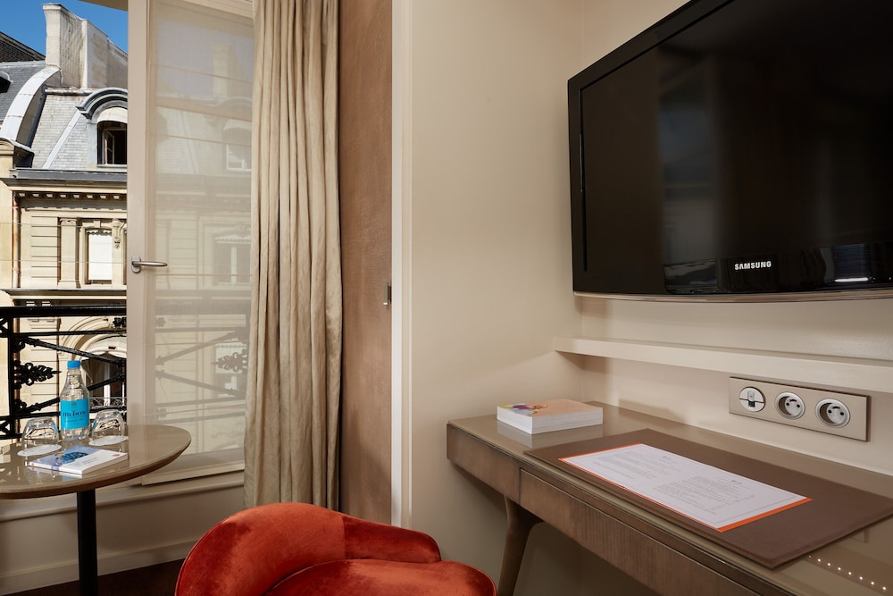 Le Pavillon Des Lettres Small Luxury Hotels of the World 36/53