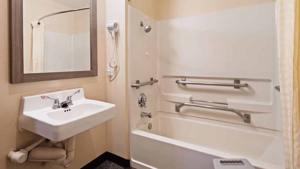SureStay Hotel By Best Western Albuquerque Midtown 13/32