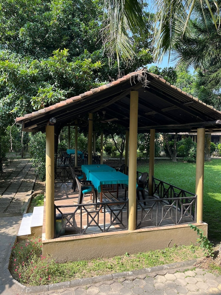 Tiger Residency Resort 20/22