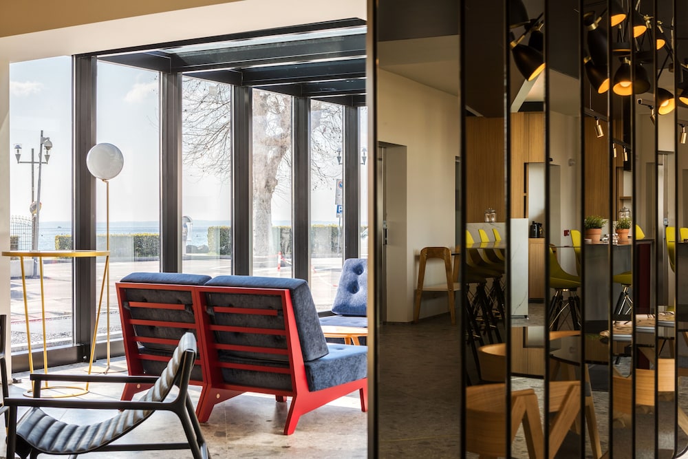 Maisonme Boutique Hotel 36/50