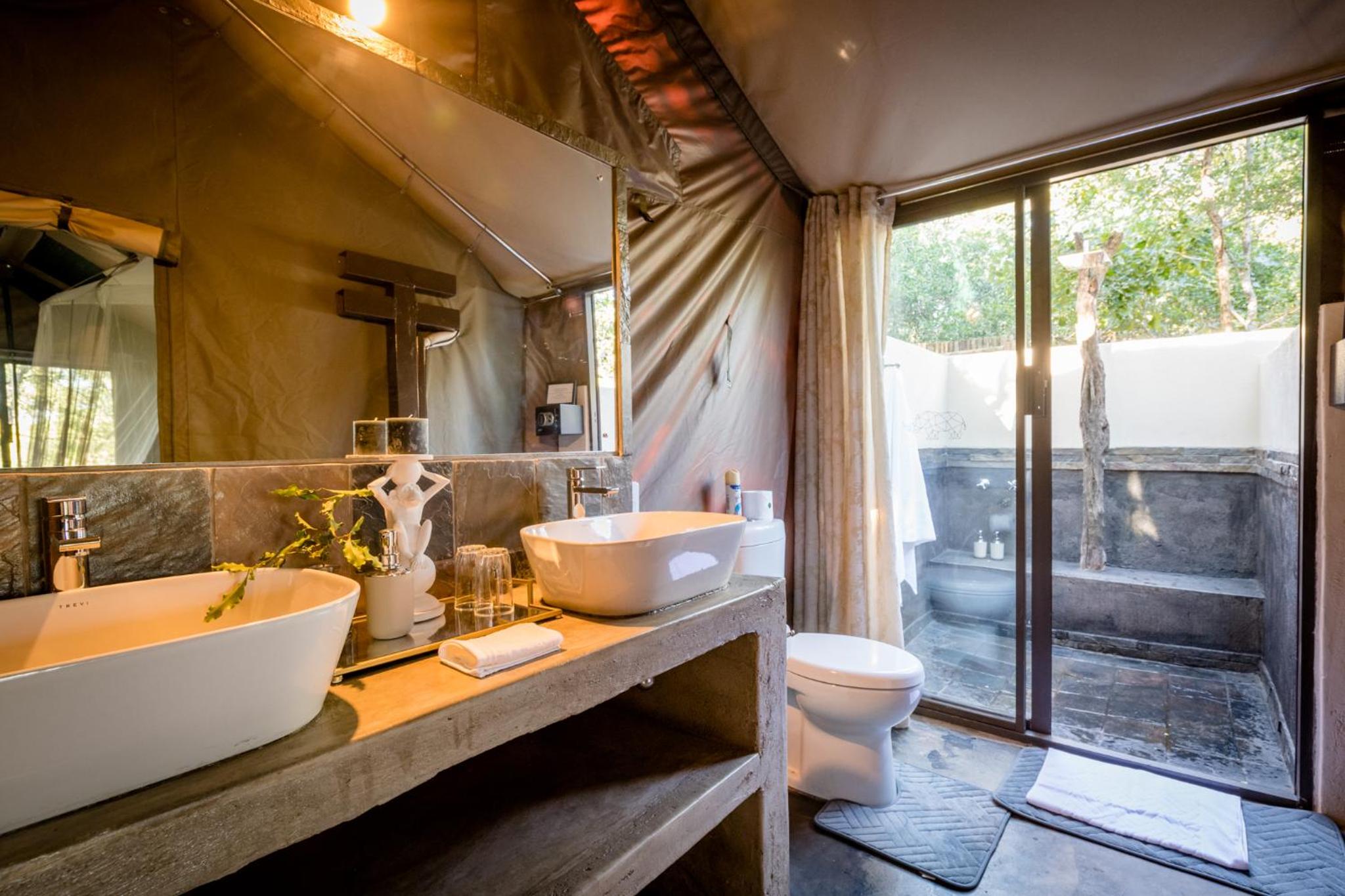 Umkumbe Bush Lodge 16/18