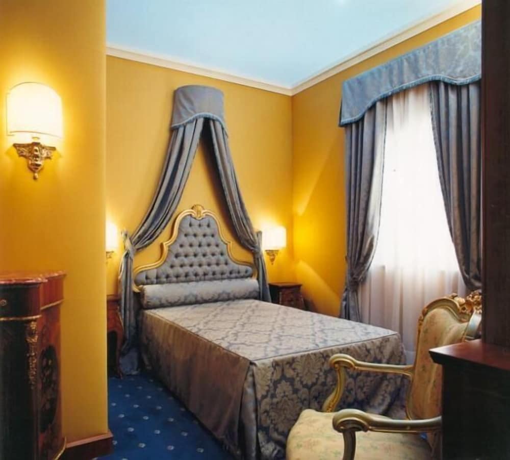Grand Hotel Sant Orsola 11/25