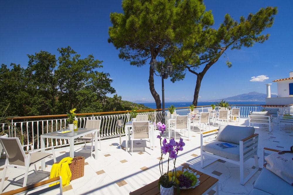 Sorrento Dream Resort 46/50