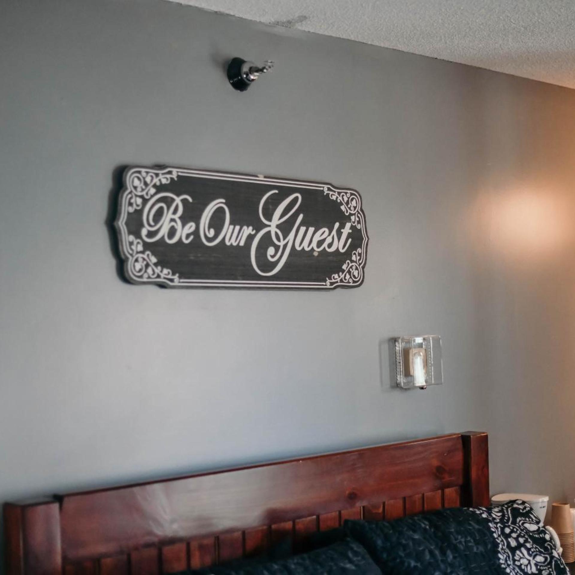 Briarwood motor inn 3/41