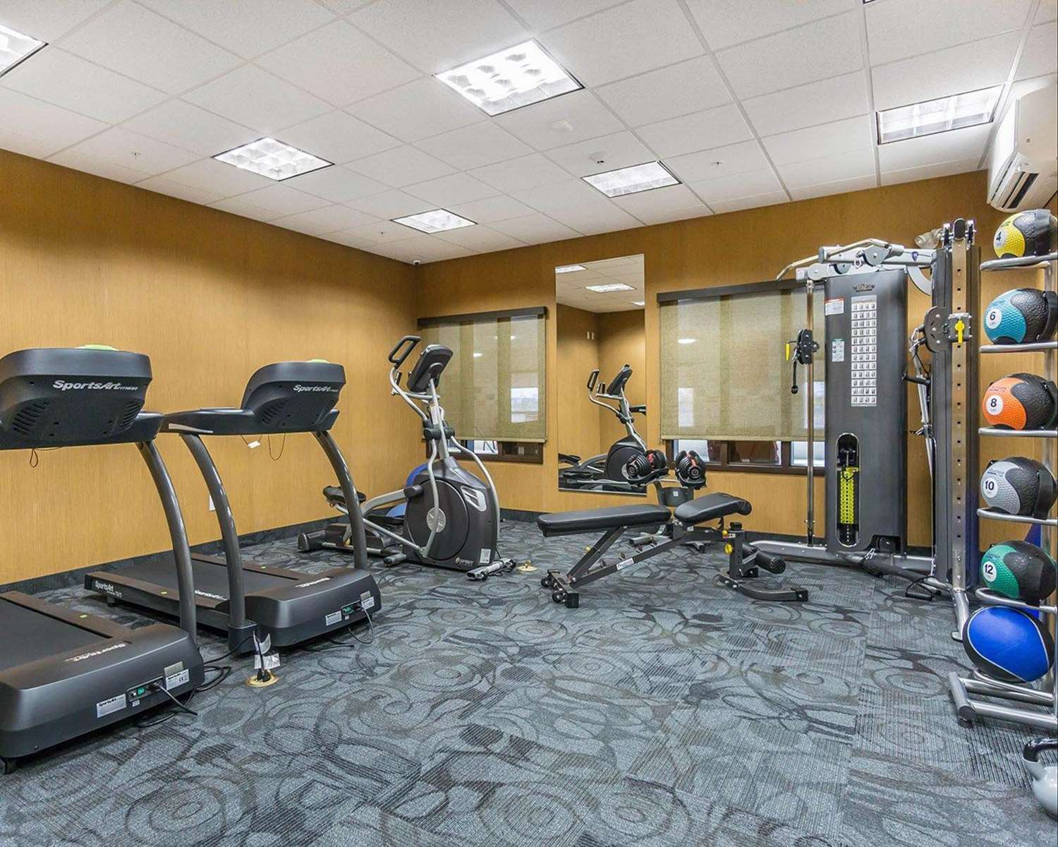 Comfort Inn & Suites Edmonton International Airport 15/28