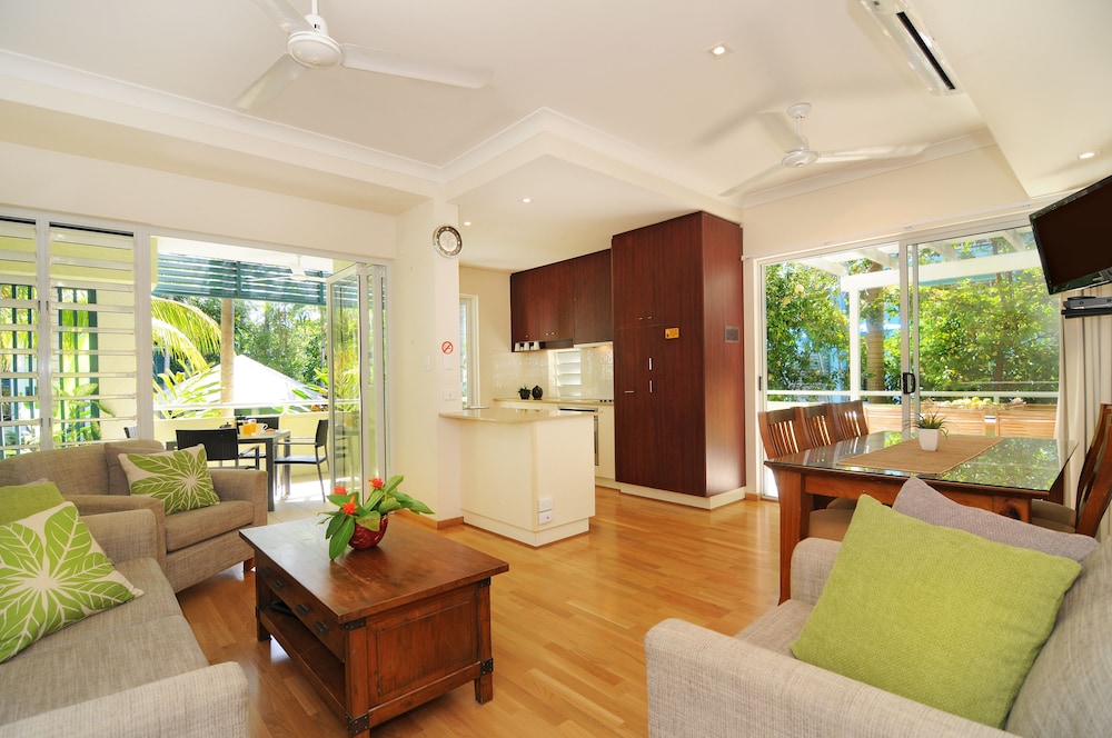 Verandahs Port Douglas 33/56
