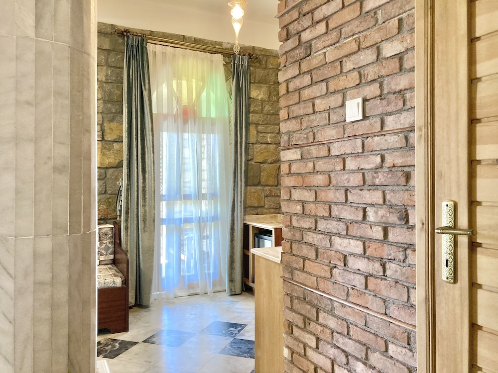Portofino Boutique Hotel 50/50