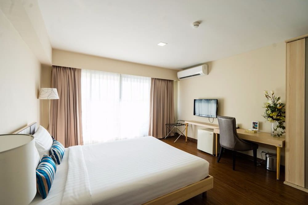 Samran Place Hotel 16/45