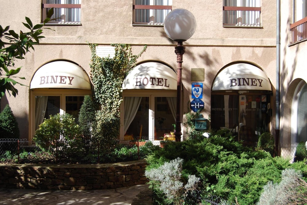 Biney 2/43