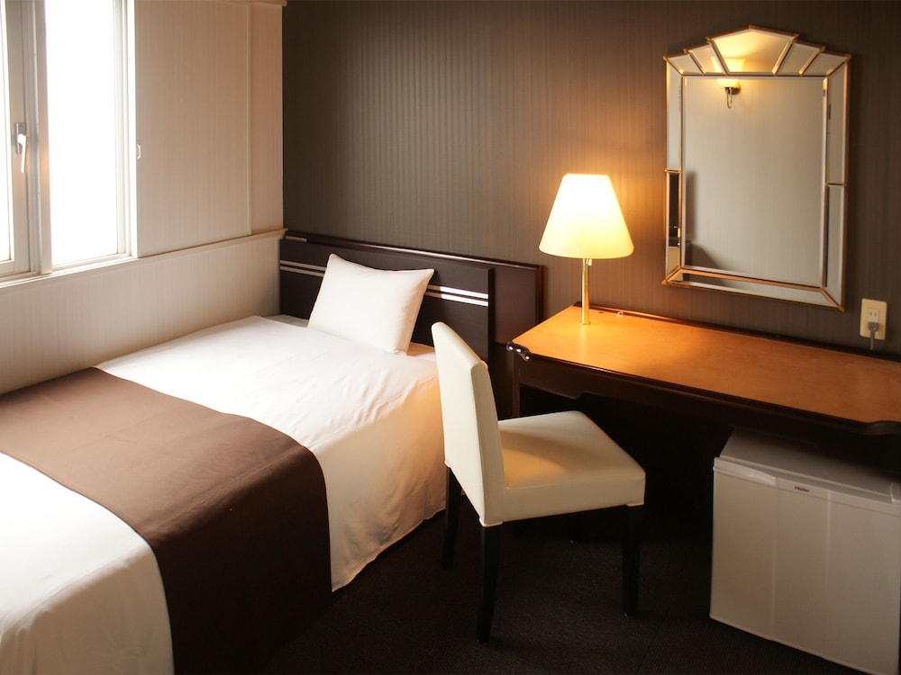 Hotel Livemax BUDGET Naha 16/45