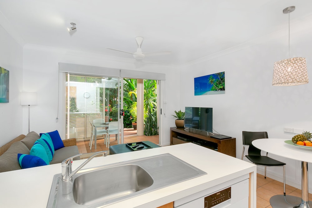 Port Douglas Apartments 13/67