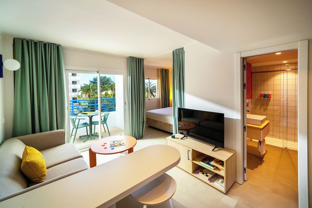 استوديو بشرفة، Coral Star Apartments 8/10
