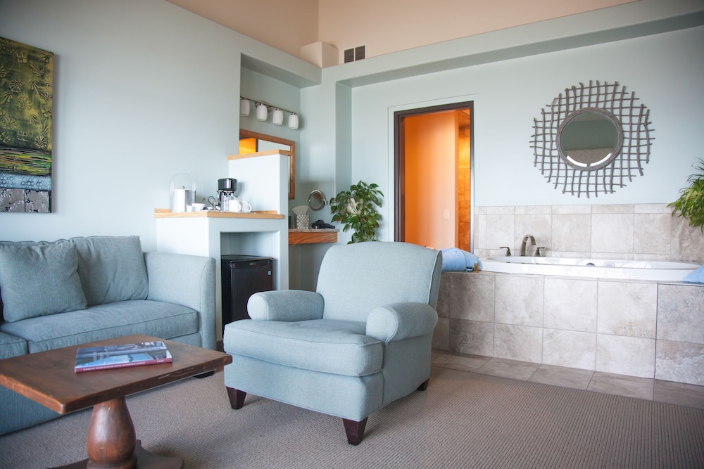 Blue Wave Inn 42/67