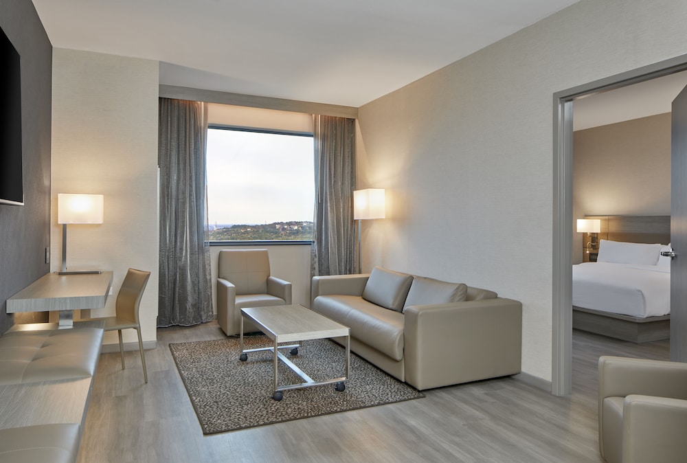 AC Hotel by Marriott Austin Hill Country 38/57