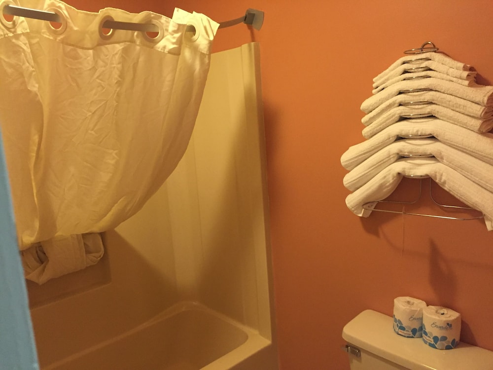 Rest Inn Atlantic City / Galloway 20/36