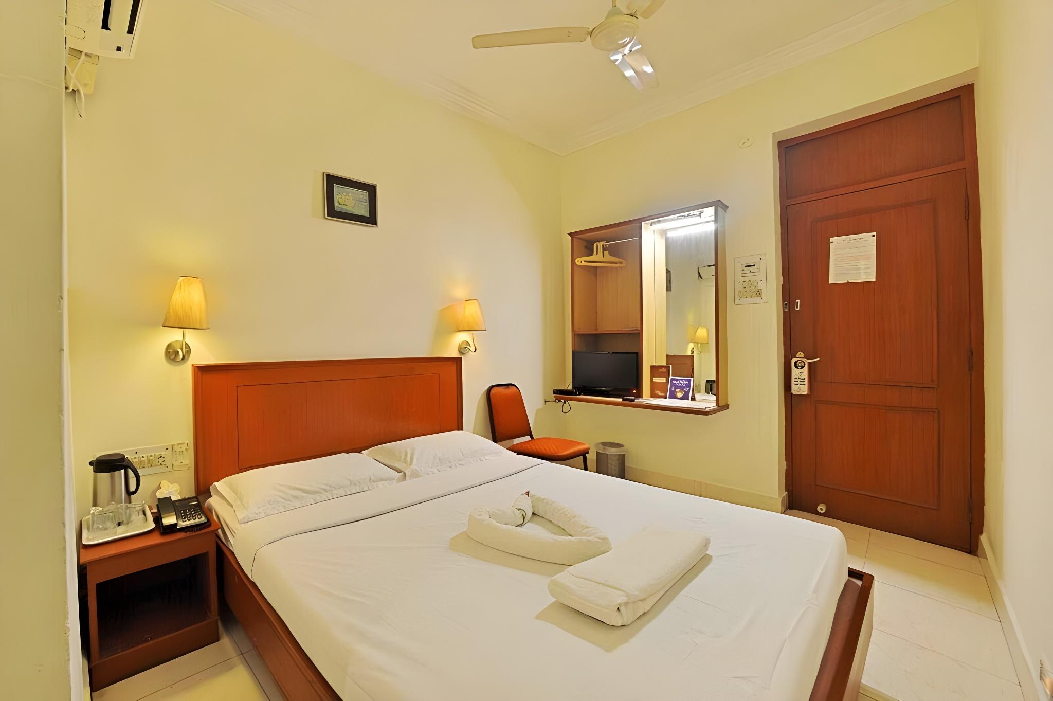 Standard, Single, King Bed