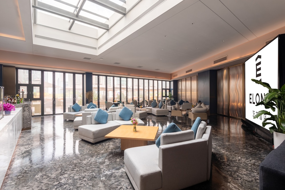 Imperial Traders Elong Hotel 46/66