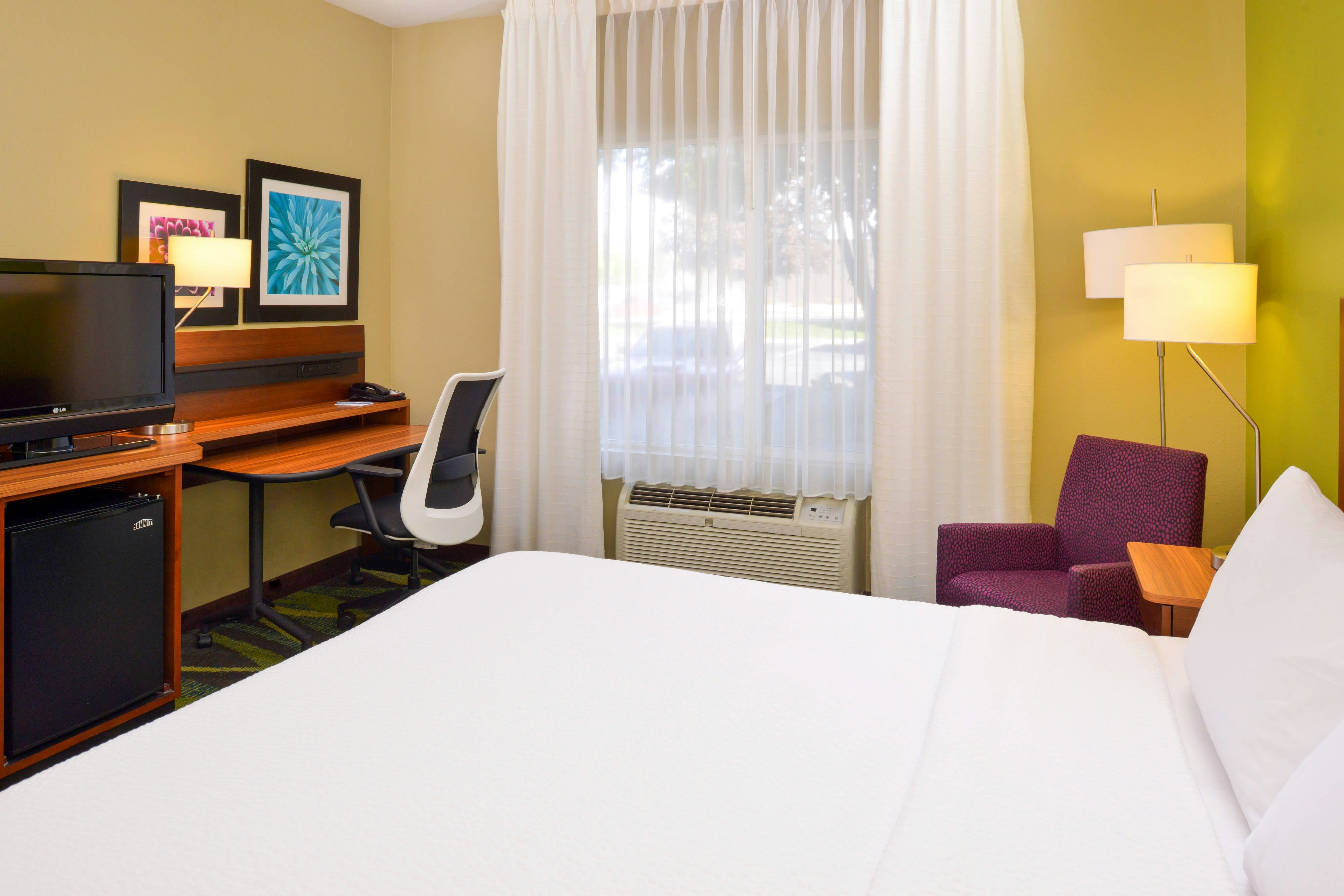 Room, King Bed, Fairfield Inn Salt Lake City Layton 3/5