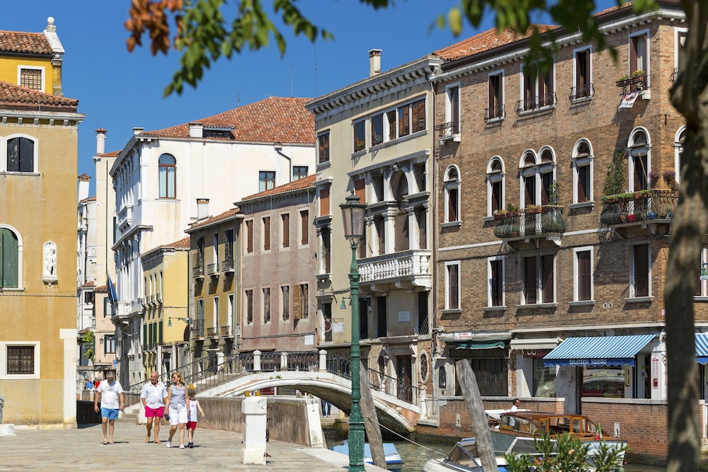 PALAZZO GUARDI 2/75