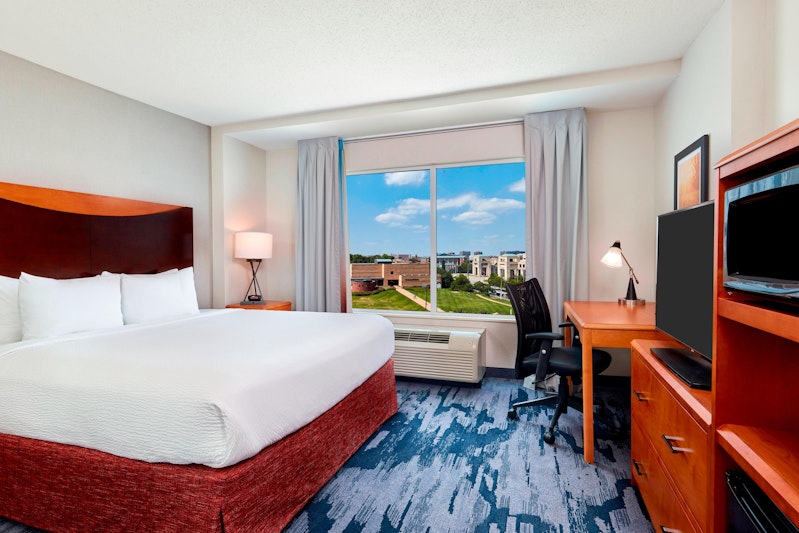 Fairfield Inn And Suites Indianapolis Downtown 4/9
