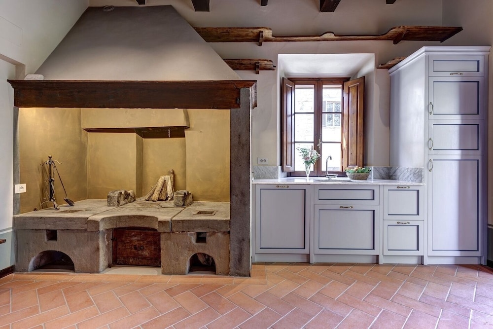 Villa Le Barone 2/50