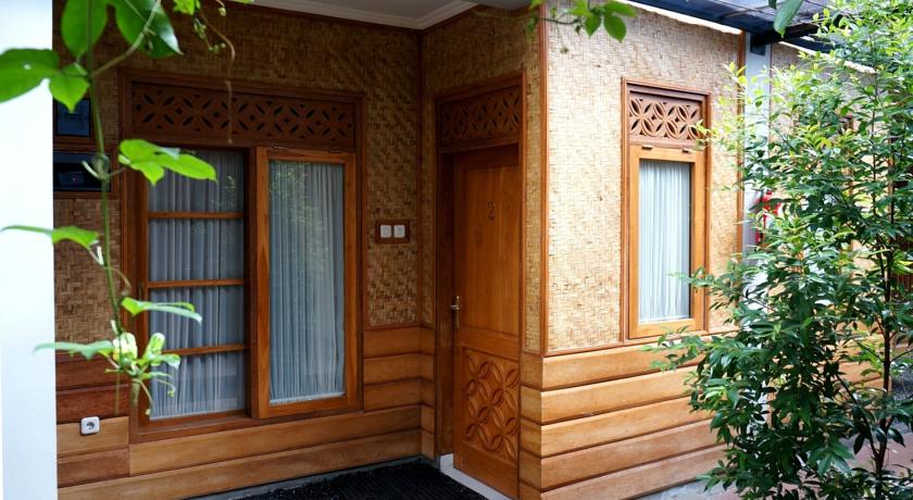 Kampung Sumber Alam Garut 4/50
