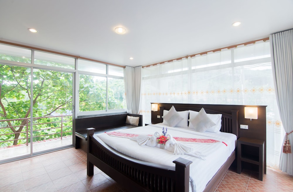 Lanta Nice Beach House 17/48