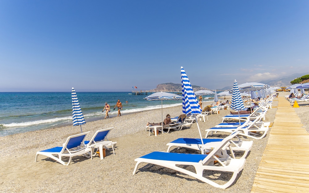 Relax Beach Hotel 45/50