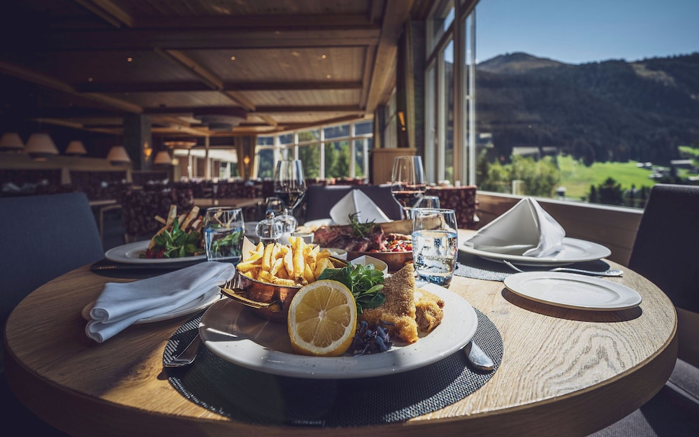Mountain Plaza Hotel 30/43