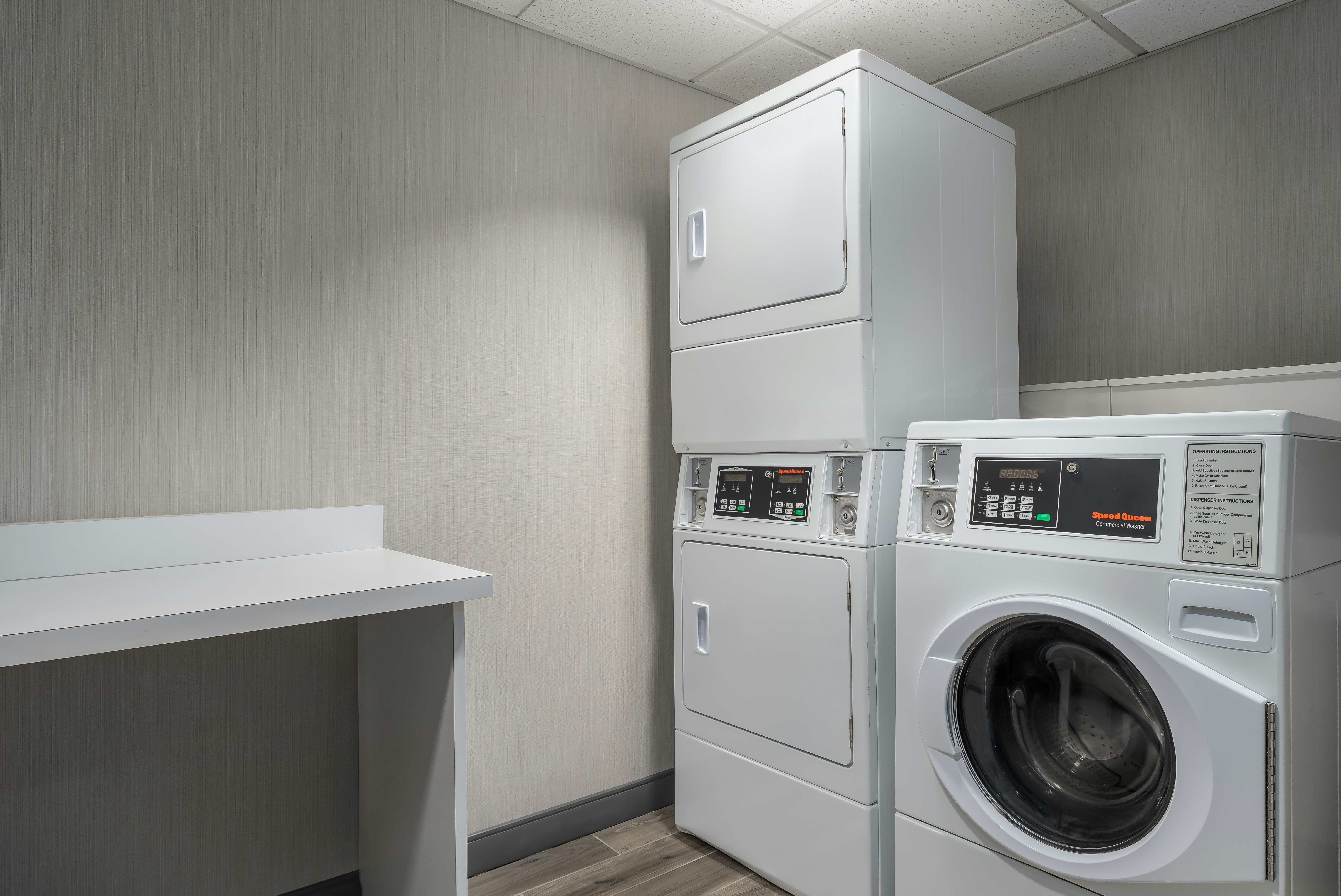 Hampton Inn Altoona 40/40