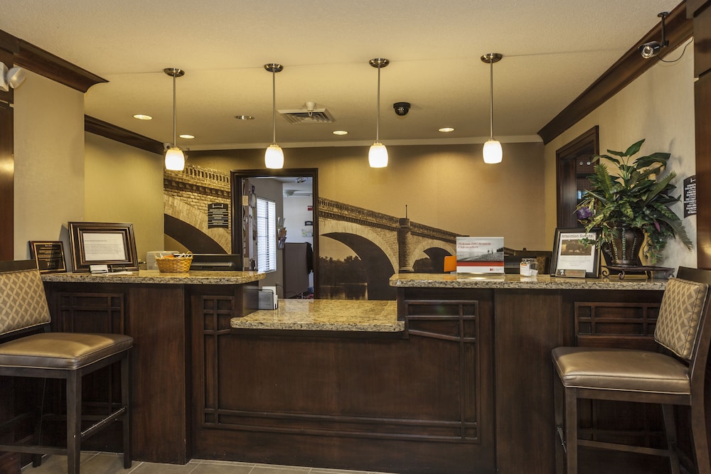 Staybridge Suites Co Springs Air Force Academy 5/60