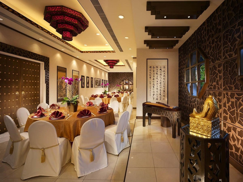 Harbour Plaza Resort City 46/62