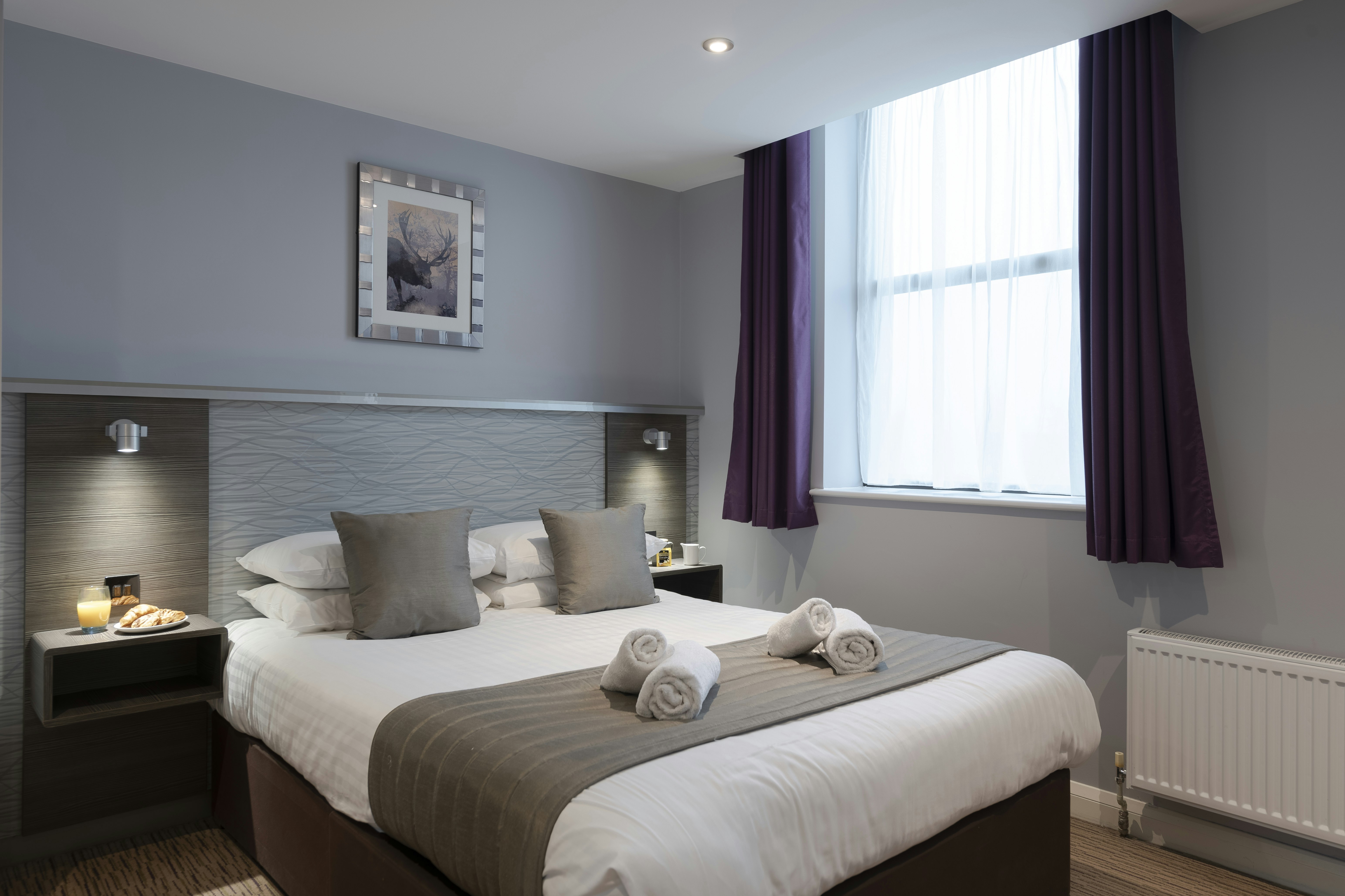 Hogs Back Hotel And Spa 5/26
