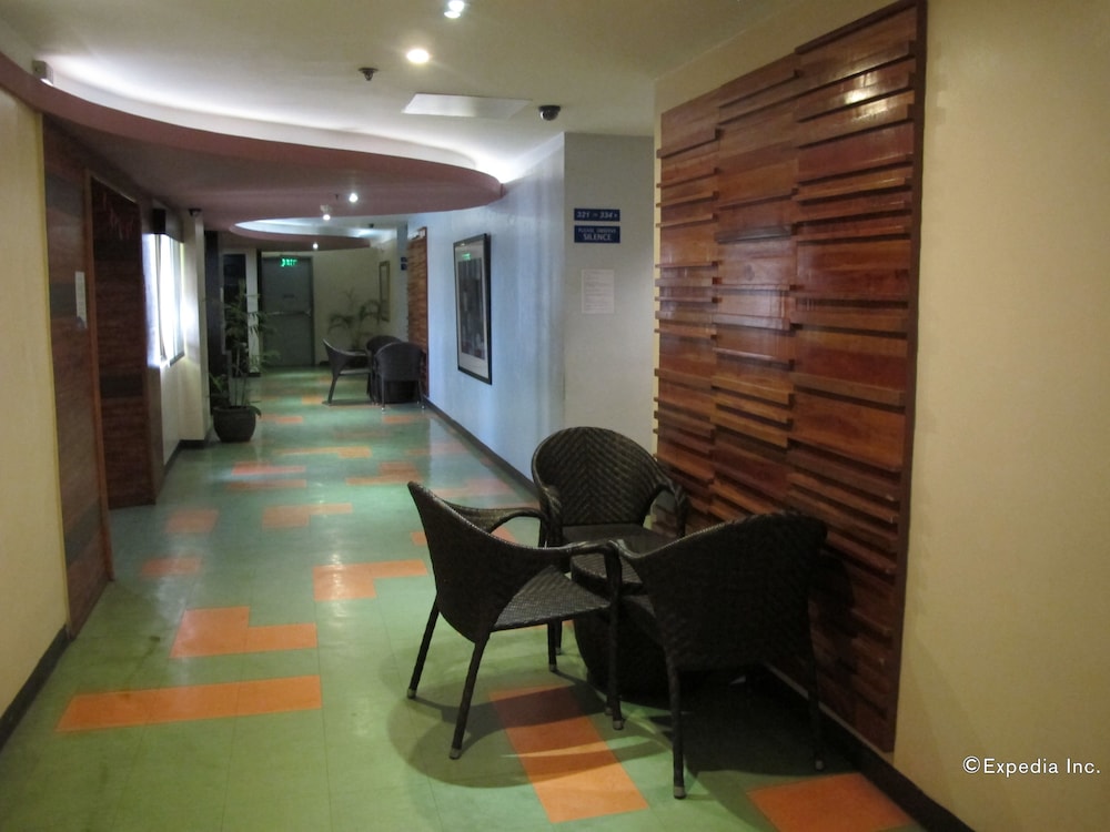 Sugbutel Family Hotel 29/50