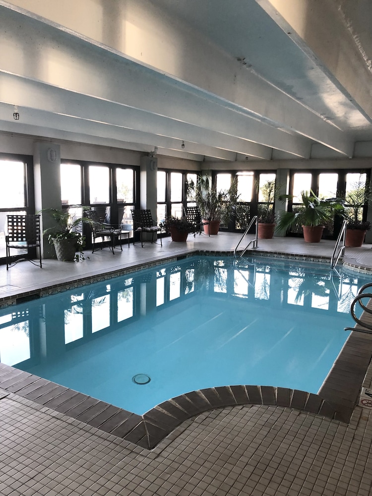 The Capes Hotel 31/49
