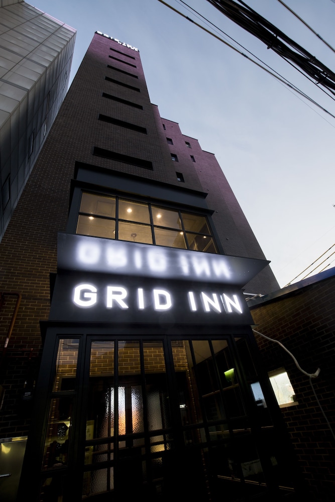 Grid Inn photo1