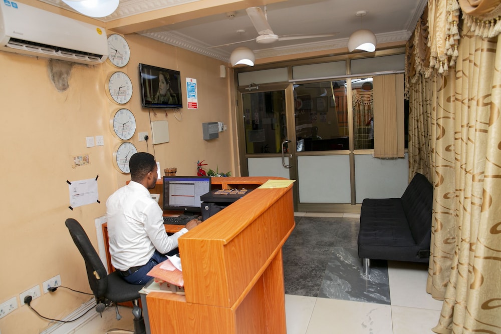 Dikab Hotel 4/29