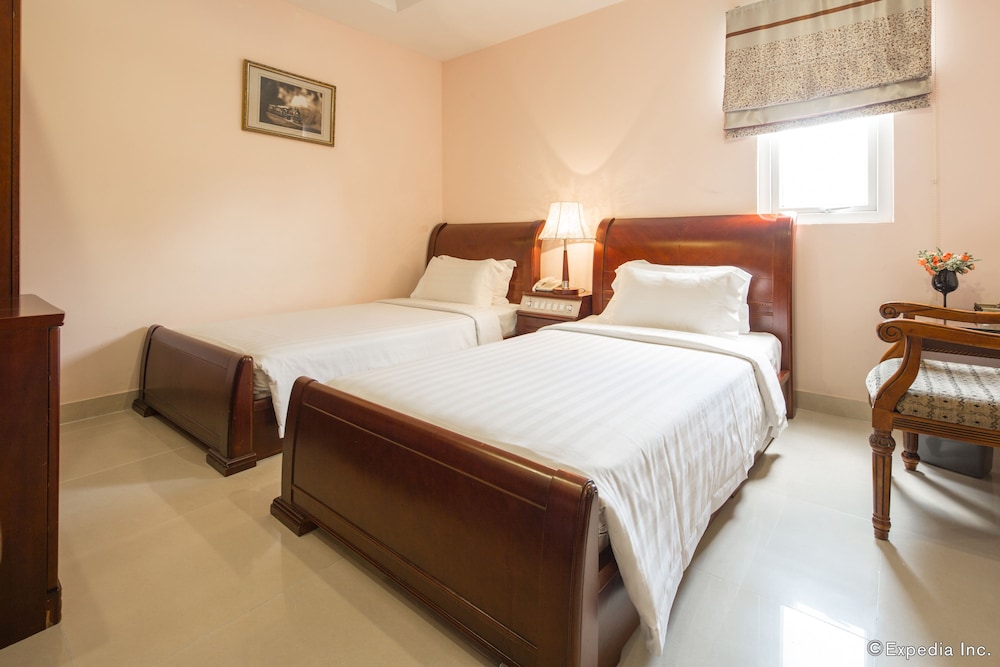 Kin Hotel Thai Van Lung 23/50