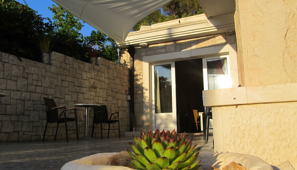 VILLA PAPE 43/50