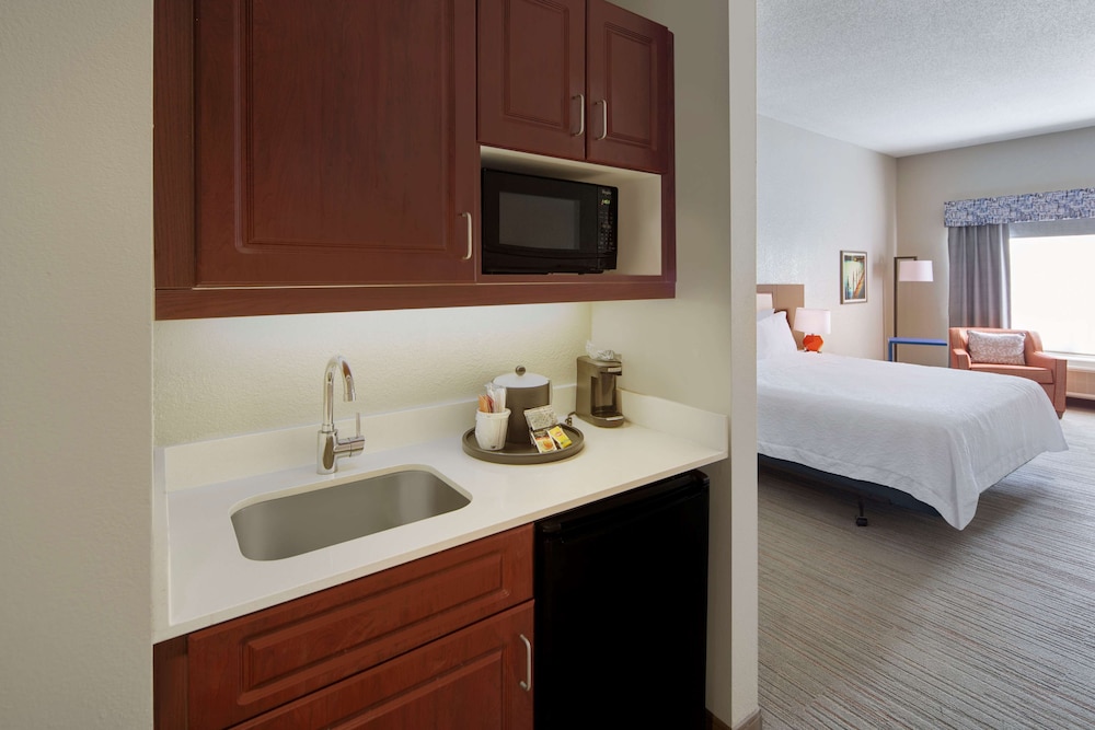 Hampton Inn and Suites St. Augustine-Vilano Beach 18/42