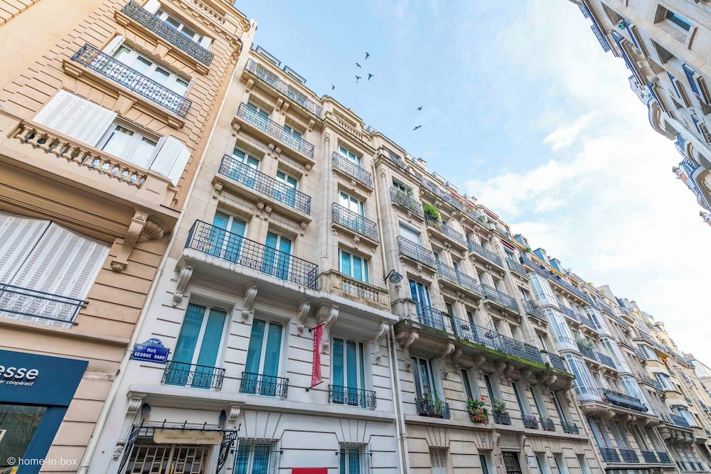 Hotelhome Paris 16