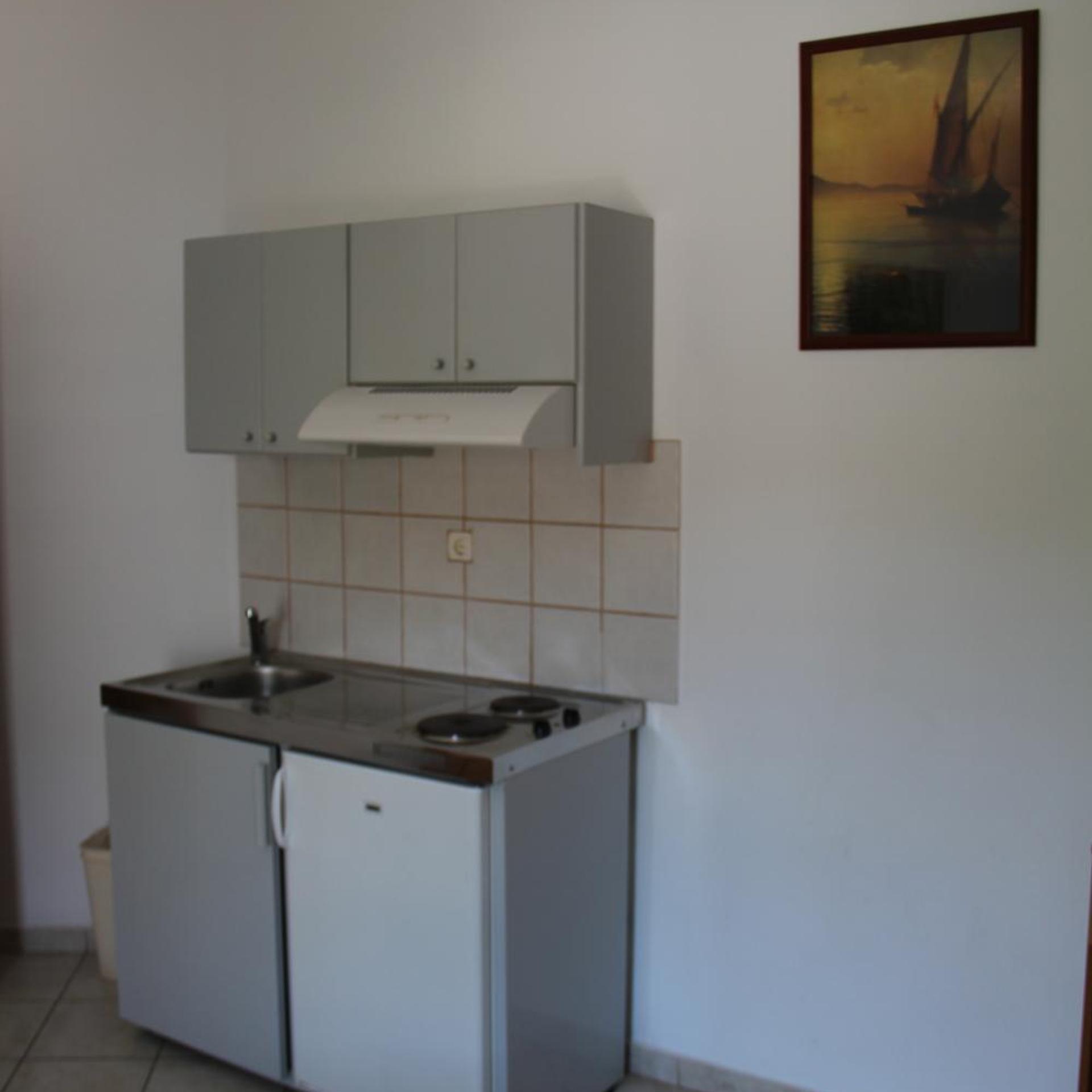 Stavris Hotel 6/50