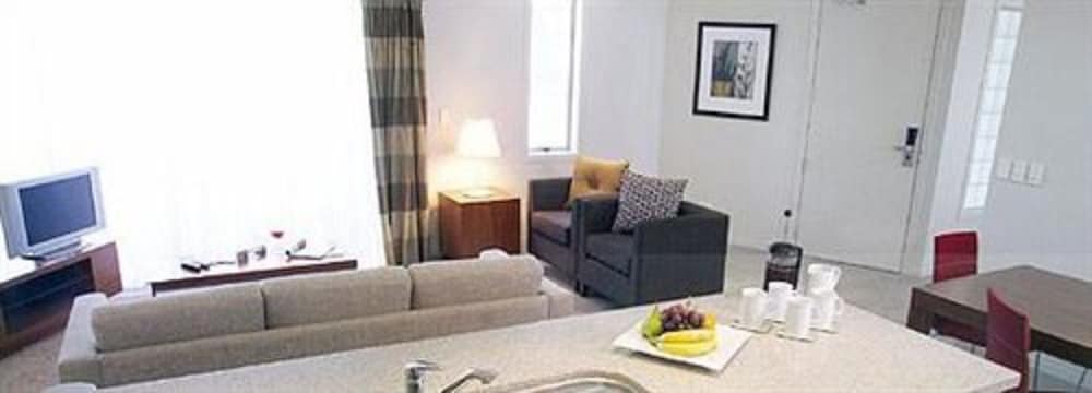 The Waterfront Suites Heritage Collection 28/50