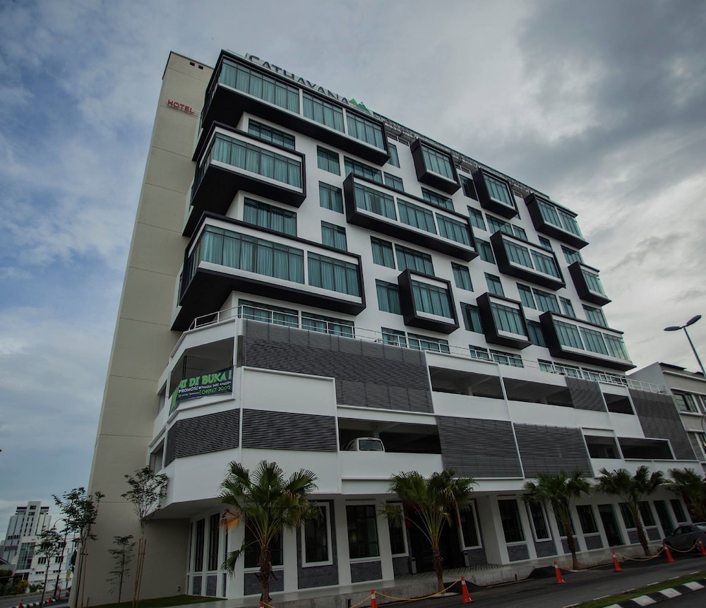 Cathayana Hotel 1/25