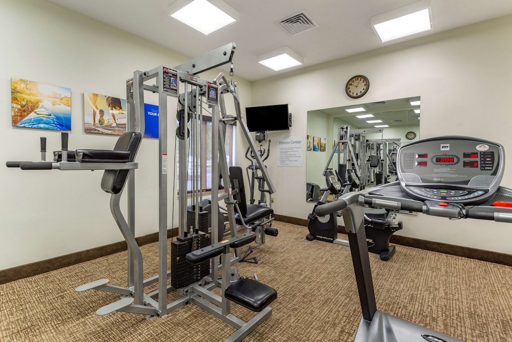 Comfort Inn & Suites Cave City 17/38
