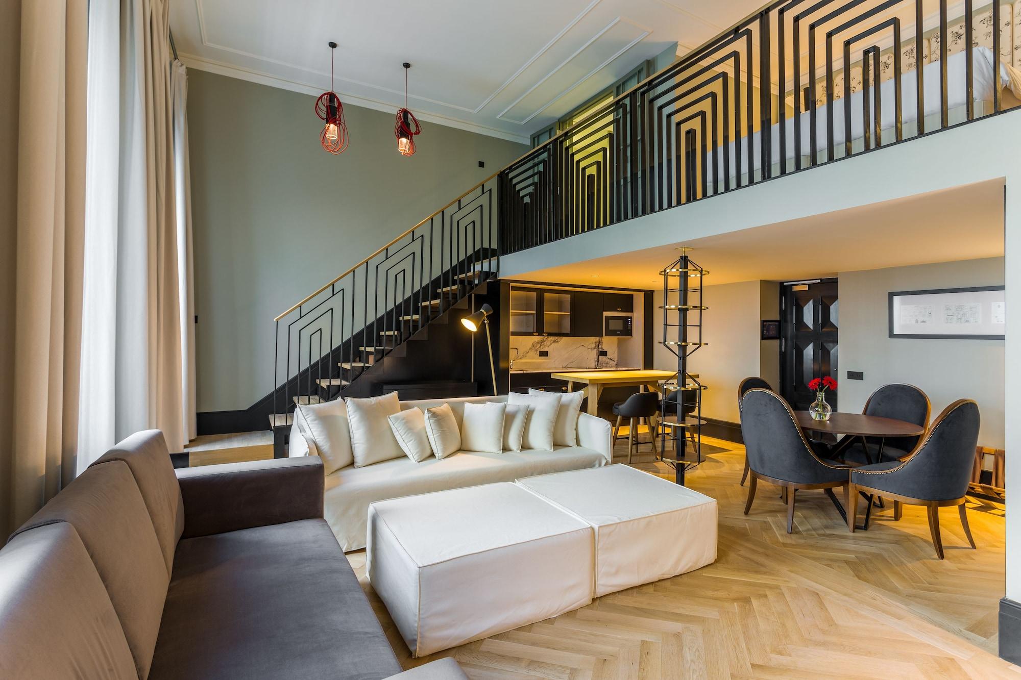Loft, Suite